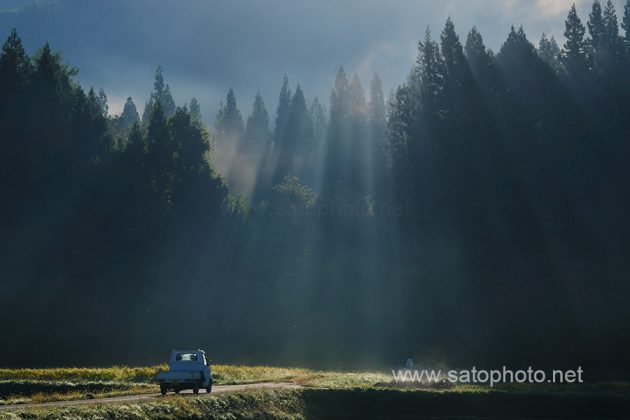軽トラックの風景写真